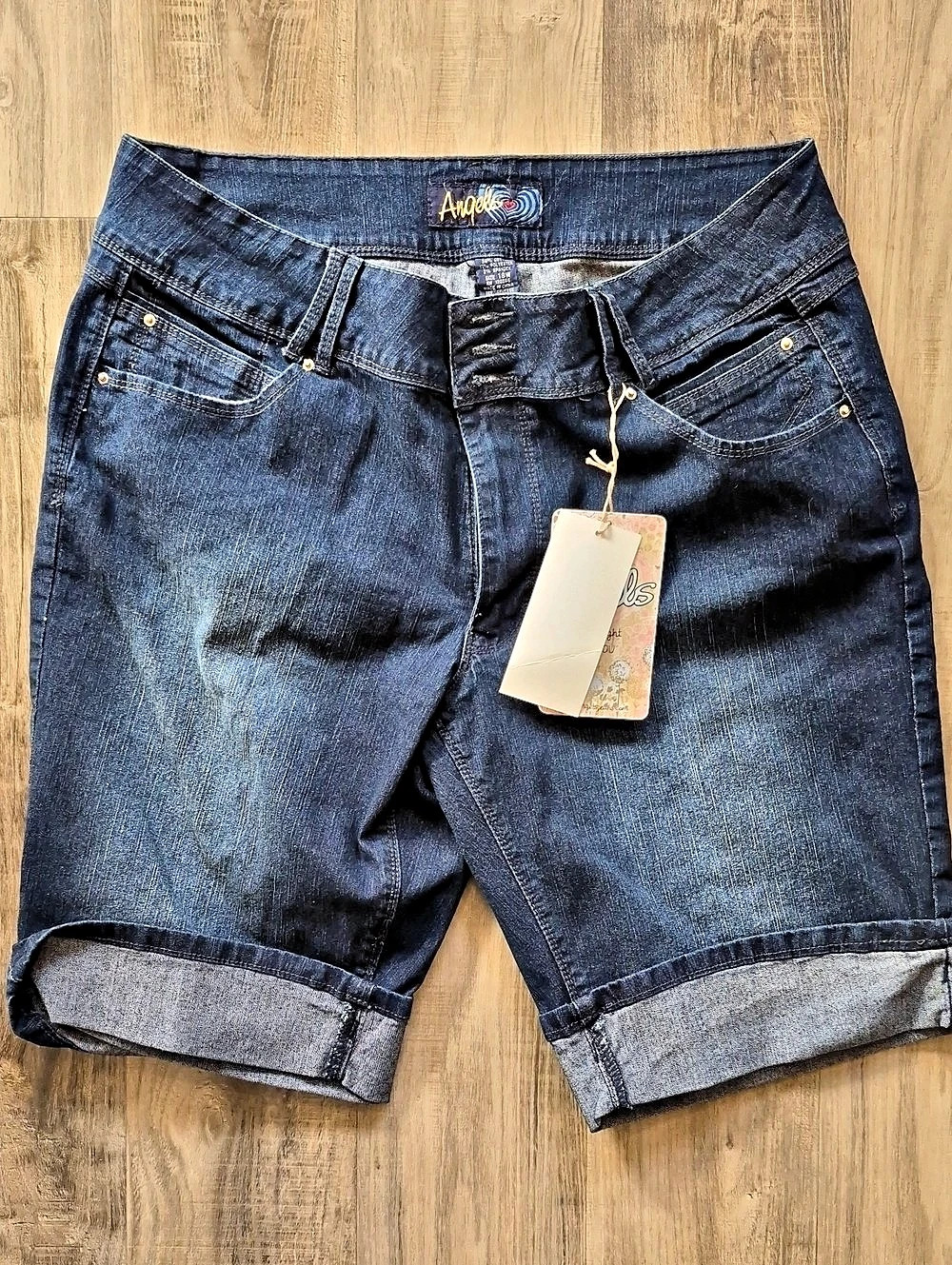 Angels Women's Cuffed Denim Jean Shorts Size 18N NWT